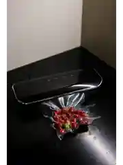 Черный вакууматор для продуктов вакуумный упаковщик