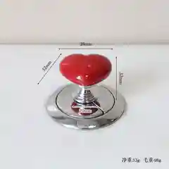 Кнопка смыва/слива красное сердце