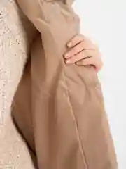 Бежевый женский жилет утеплённый oversize