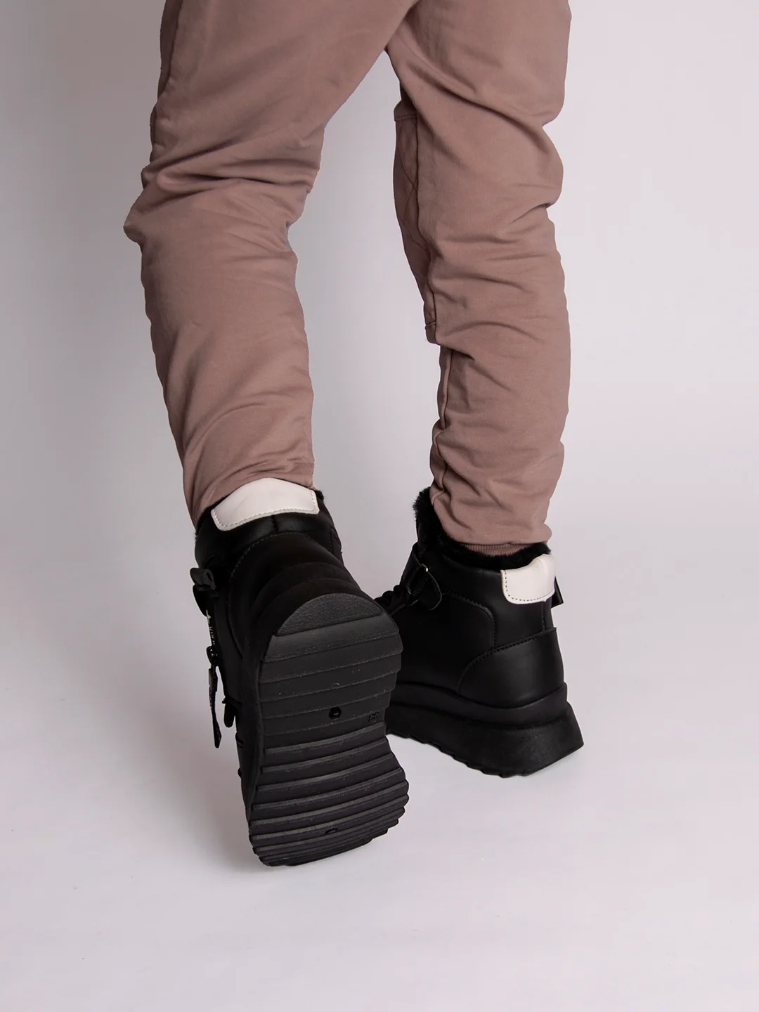 Черный ботинки для мальчиков зимние, 33-38