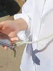 Шнурок для телефона и ключей, 110 см, жемчужины, белый