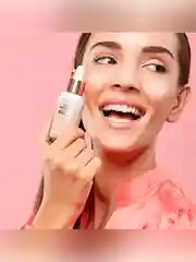DEBORAH Тональная основа-сыворотка SKIN BOOSTER SERUM тон: 3 средний 30мл