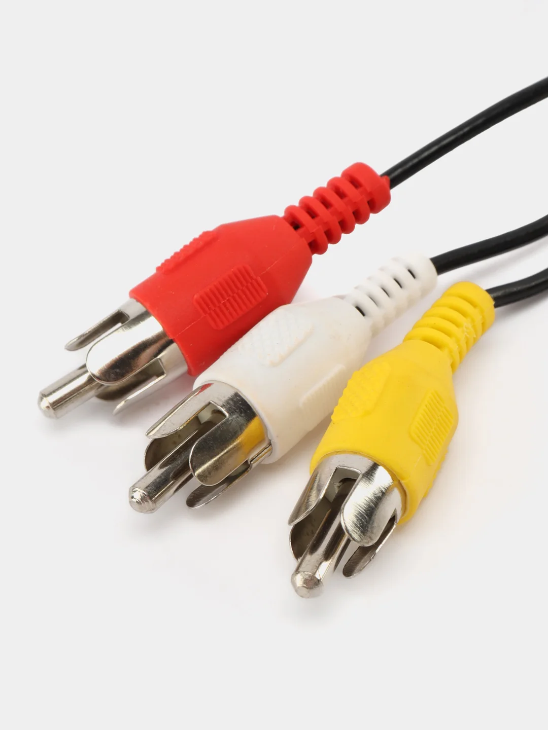 Шнур 3RCA/3RCA 1.2метра CADENA