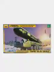 Зелёный хаки сборная модель Российский ракетный комплекс стратегического назначения "Тополь" 1:72