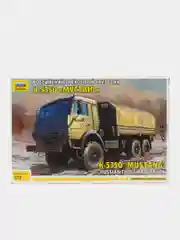 Зелёный хаки сборная модель Российский трёхосный грузовик КамАЗ-5350 "Мустанг" масштаб 1:72 и 1/35 КИТ