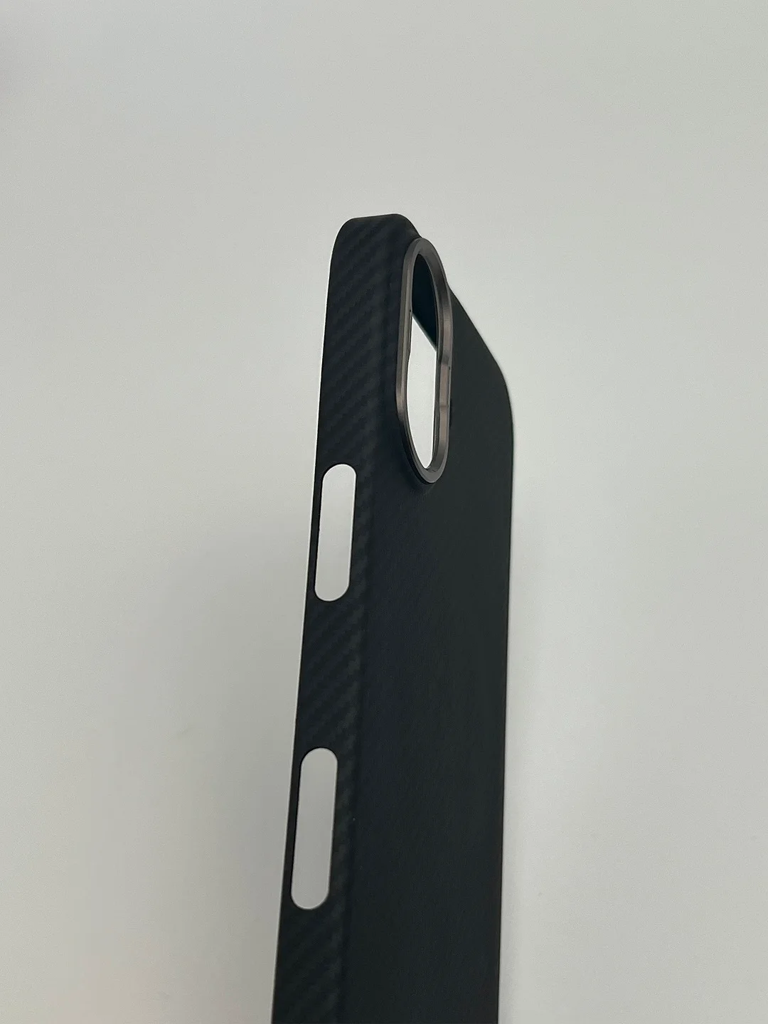 Чехол для iPhone 16, Карбон, Кевлар, MagSafe, ТИТАН