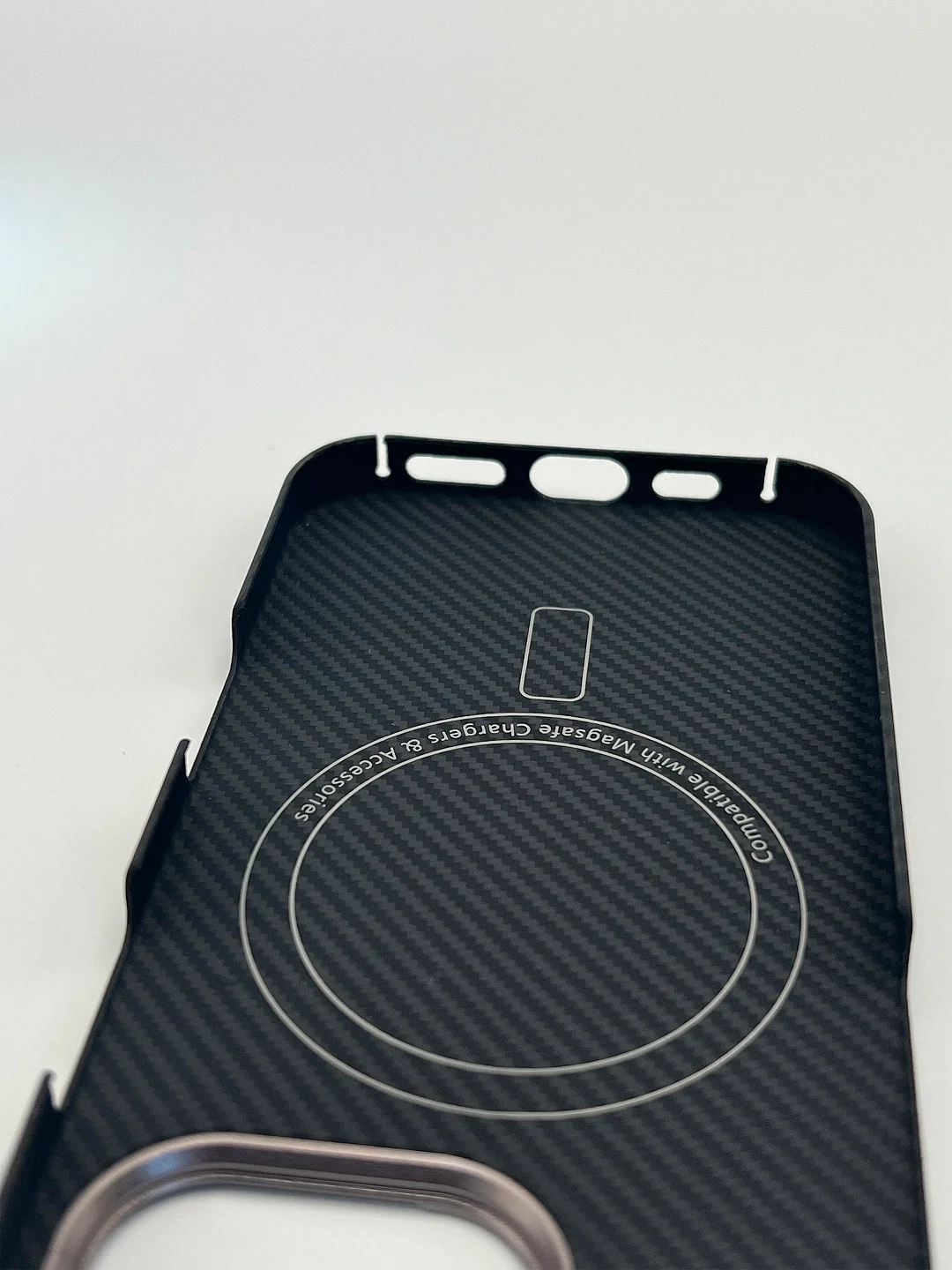 Чехол для iPhone 16 Pro Max, Карбон, Кевлар, MagSafe, ТИТАН