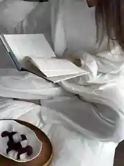 Белый пижама женская, брюки и рубашка, домашний комплект