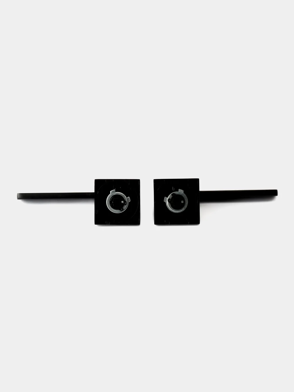 Черный ручка дверная на цинковом основании ABRISS R21.190 MBP/WH (Черный матовый/белая вставка)