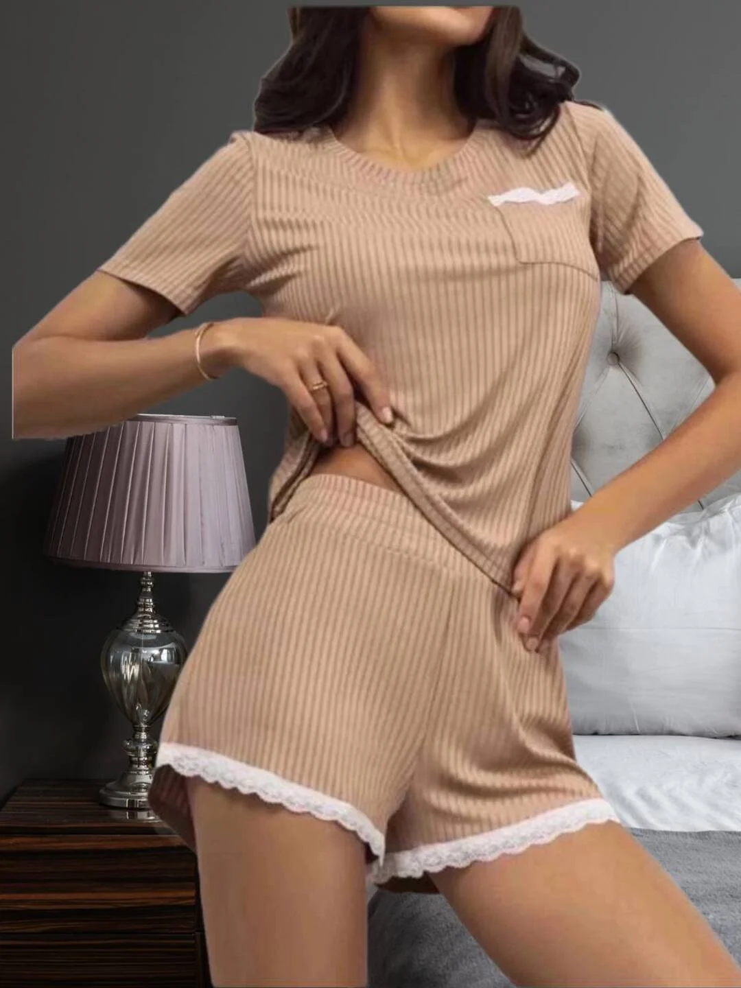 Бежевый пижама женская, с шортами и футболкой, домашний костюм