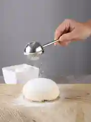 Серый ситечко для заваривания чая в кружку