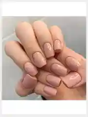 Накладные ногти короткие форма Квадрат