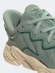 Кроссовки Adidas Ozweego W IE9508 Female silver green/green/sand strata