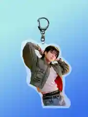 Бежевый меланж брелоки акриловые "K-pop", TXT, STRAY KIDS, ITZY
