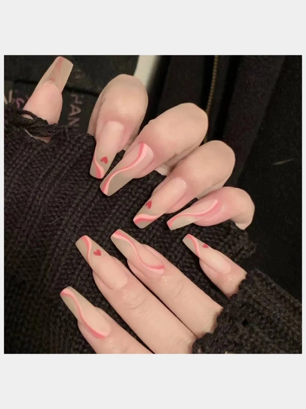 Накладные ногти с дизайном Балерина