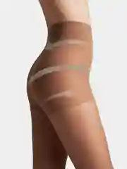 Капроновые колготки Diva Cosmo Naturel 40 Den