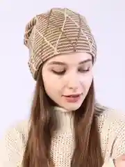 Бежевый женская шапка, теплая, двухслойная, на весну, на зиму, осень, 5 цветов