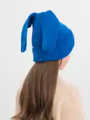 Синий шапка вязанная
