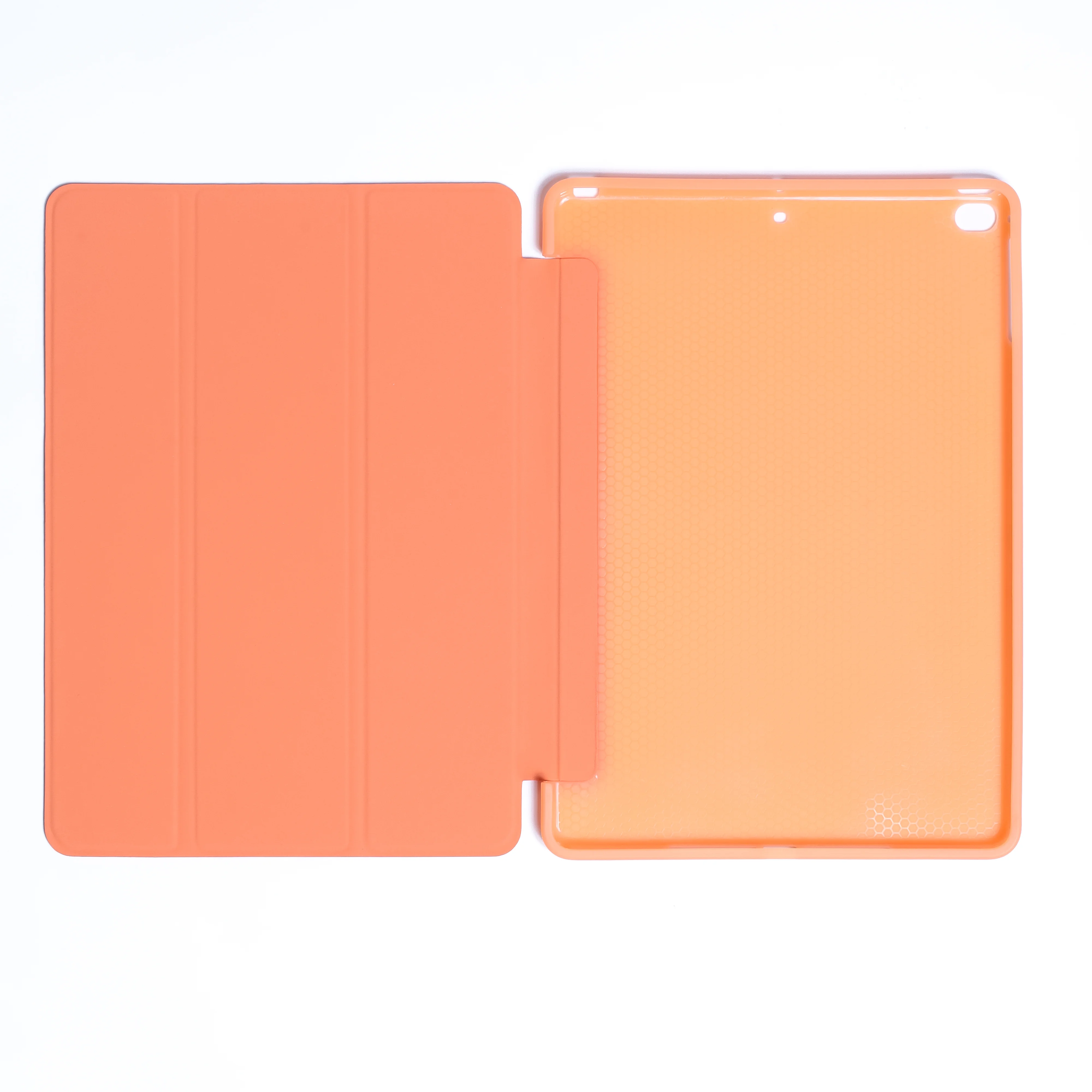 Оранжевый чехол на Apple iPad 9.7 Air, Air 2 и на Айпад 5 2017 Айпад 6 2018