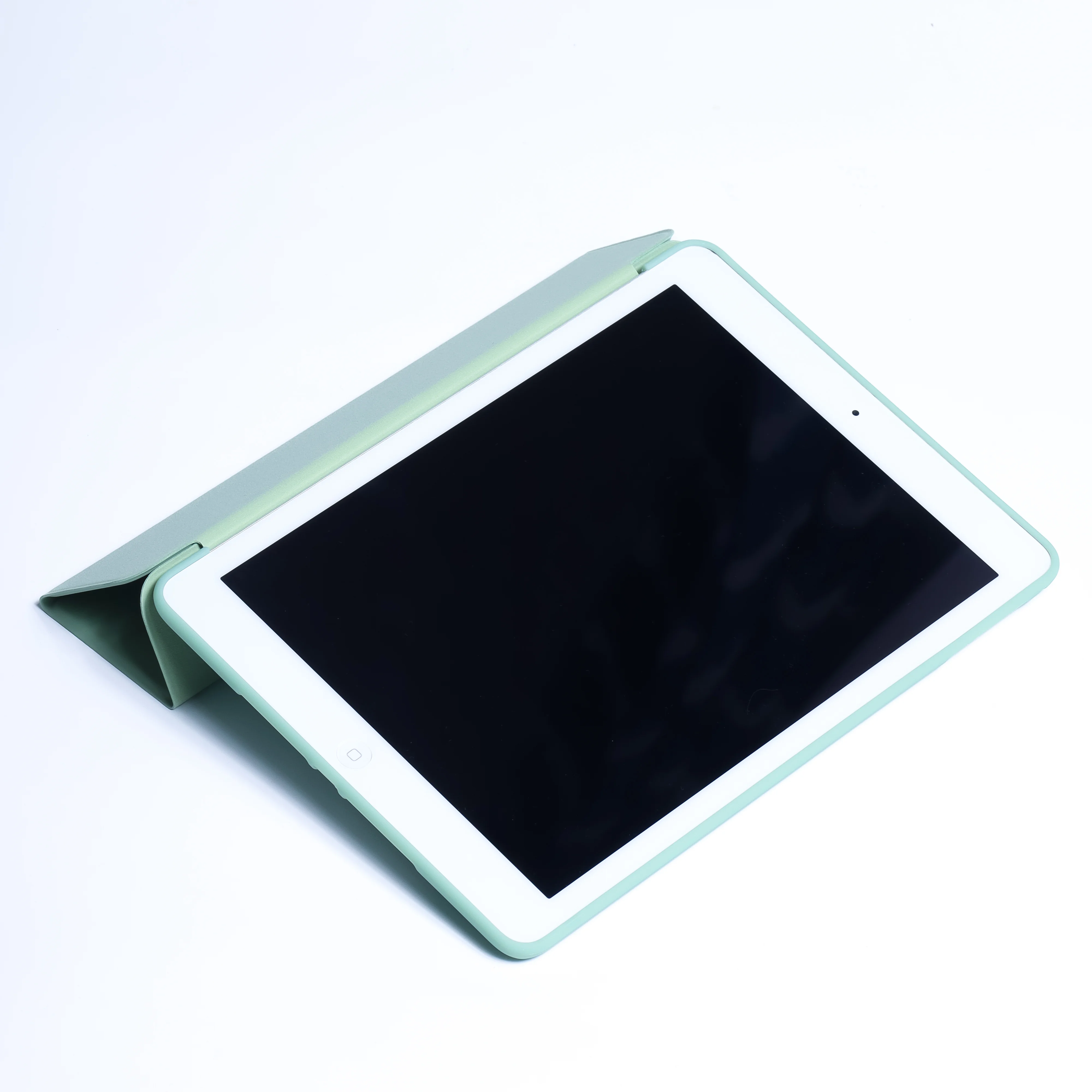 Мятный чехол на Apple iPad 9.7 Air, Air 2 и на Айпад 5 2017 Айпад 6 2018