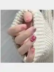 Накладные ногти короткие с дизайном форма Квадрат