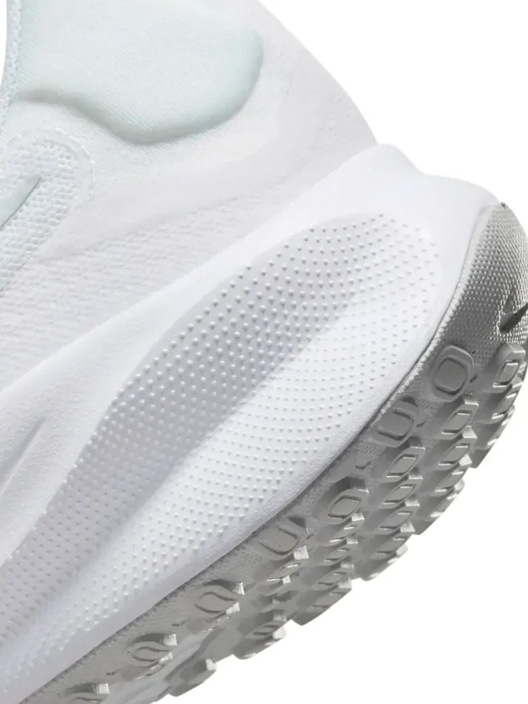 Кроссовки Nike NIKE REVOLUTION 7 FB2207-100 WHITE/PURE PLATINUM-WHITE, мужские