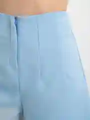 Голубой шорты женские классические