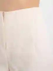 Белый шорты женские классические