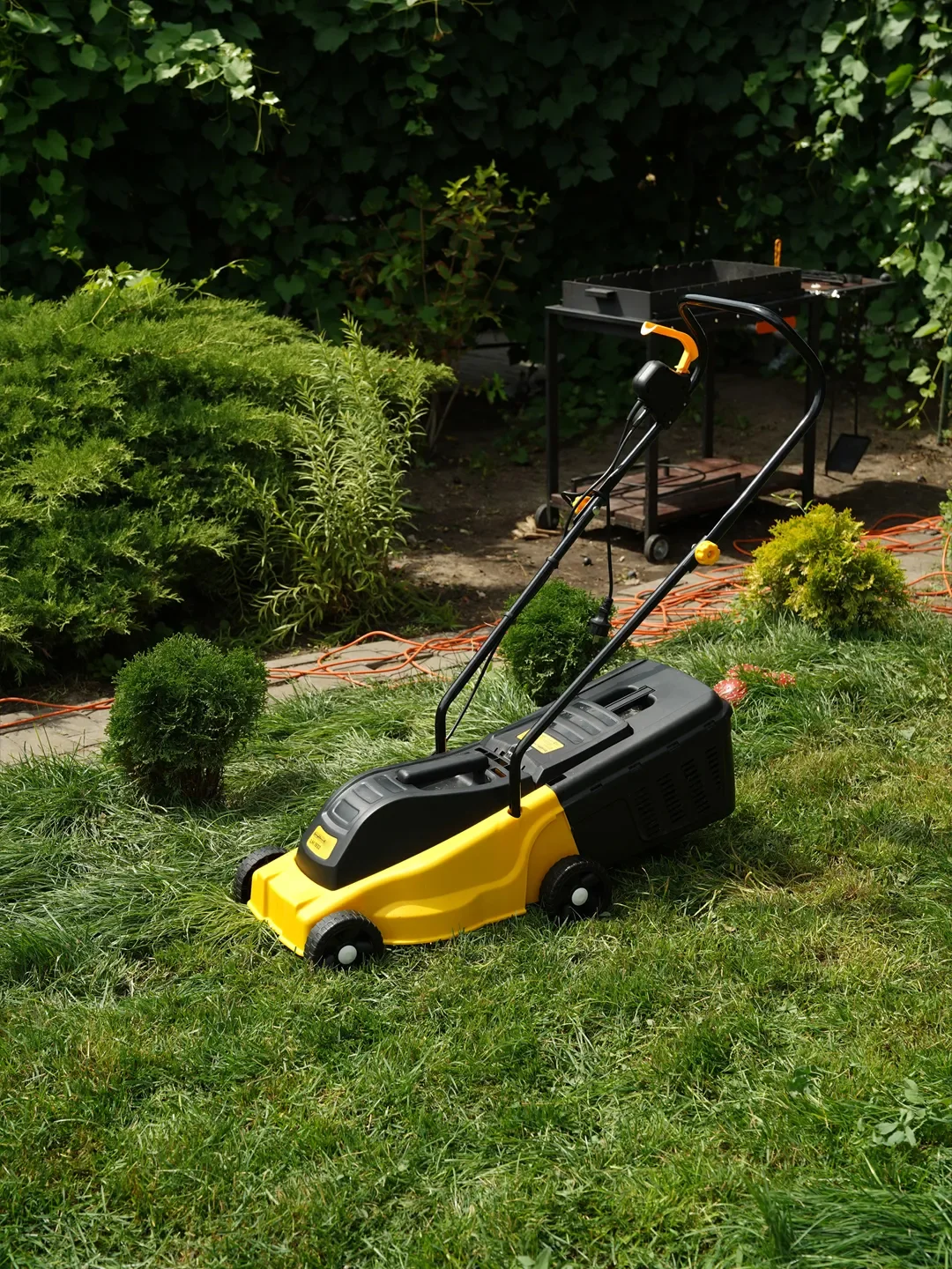 Газонокосилка электрическая Partner for Garden LM 1832 ( 1800 Вт, 3500 об/мин)