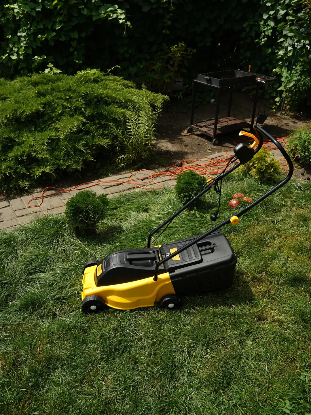 Газонокосилка электрическая Partner for Garden LM 1832 ( 1800 Вт, 3500 об/мин)
