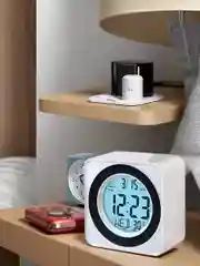 Белый часы-будильник Perfeo "Bob", (PF-F3616) время, температура