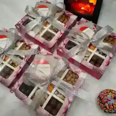 Лента парчовая для упаковки подарков и декорирования 10 мм, 23 метра,цвет серебряный