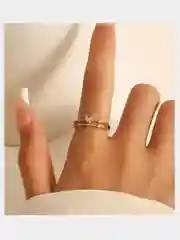 Кольцо женское помолвочное