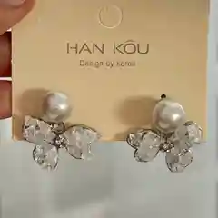 Белый серьги женские крупные
