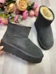 Серый угги женские, натуральные