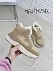 Женские кроссовки, утепленные
