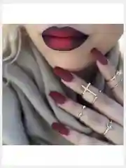 Накладные ногти бордовые