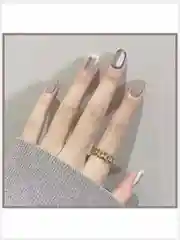 Накладные ногти с дизайном