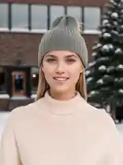 Розовый шапка бини женская