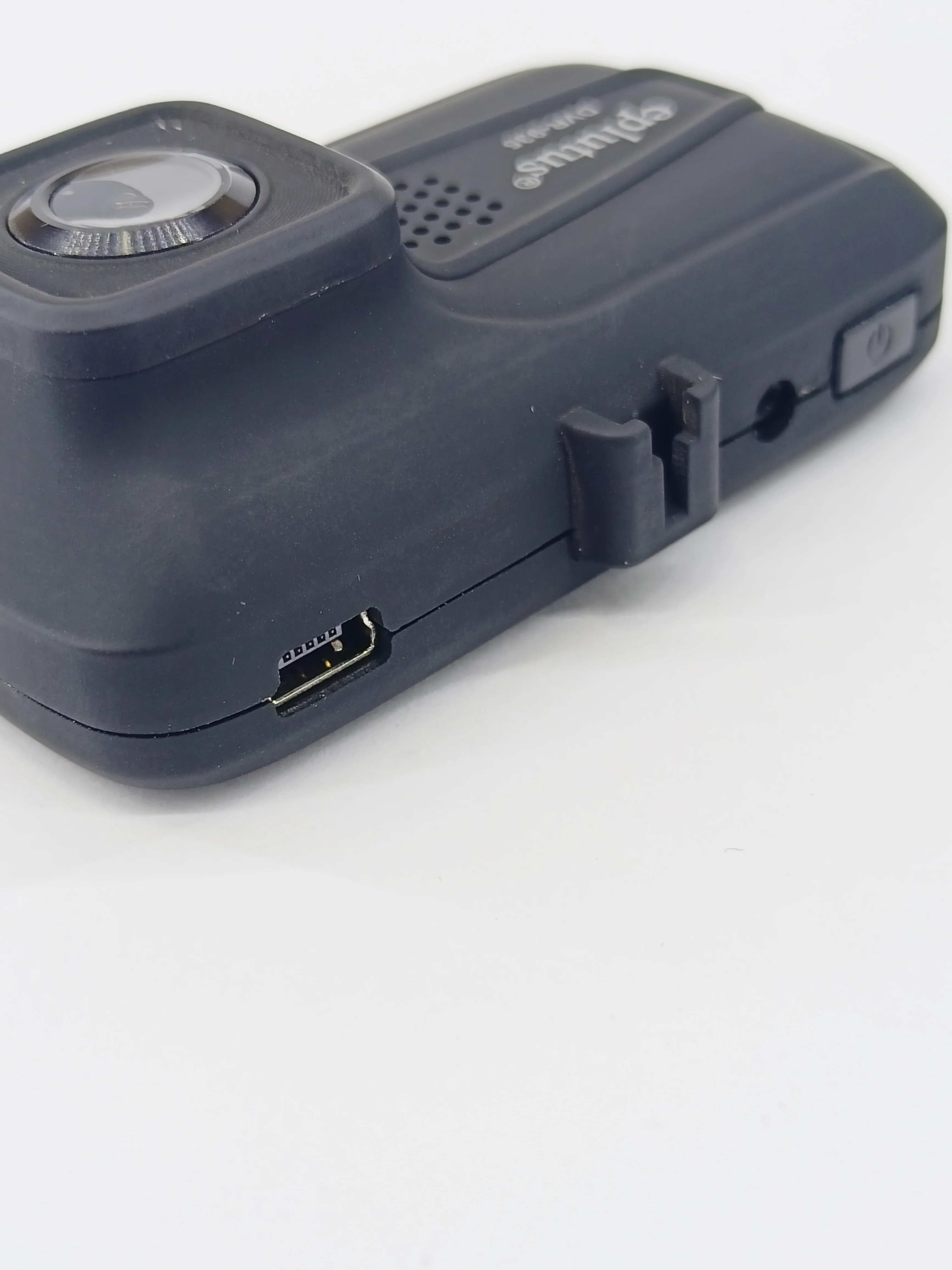 Видеорегистратор Eplutus DVR-935