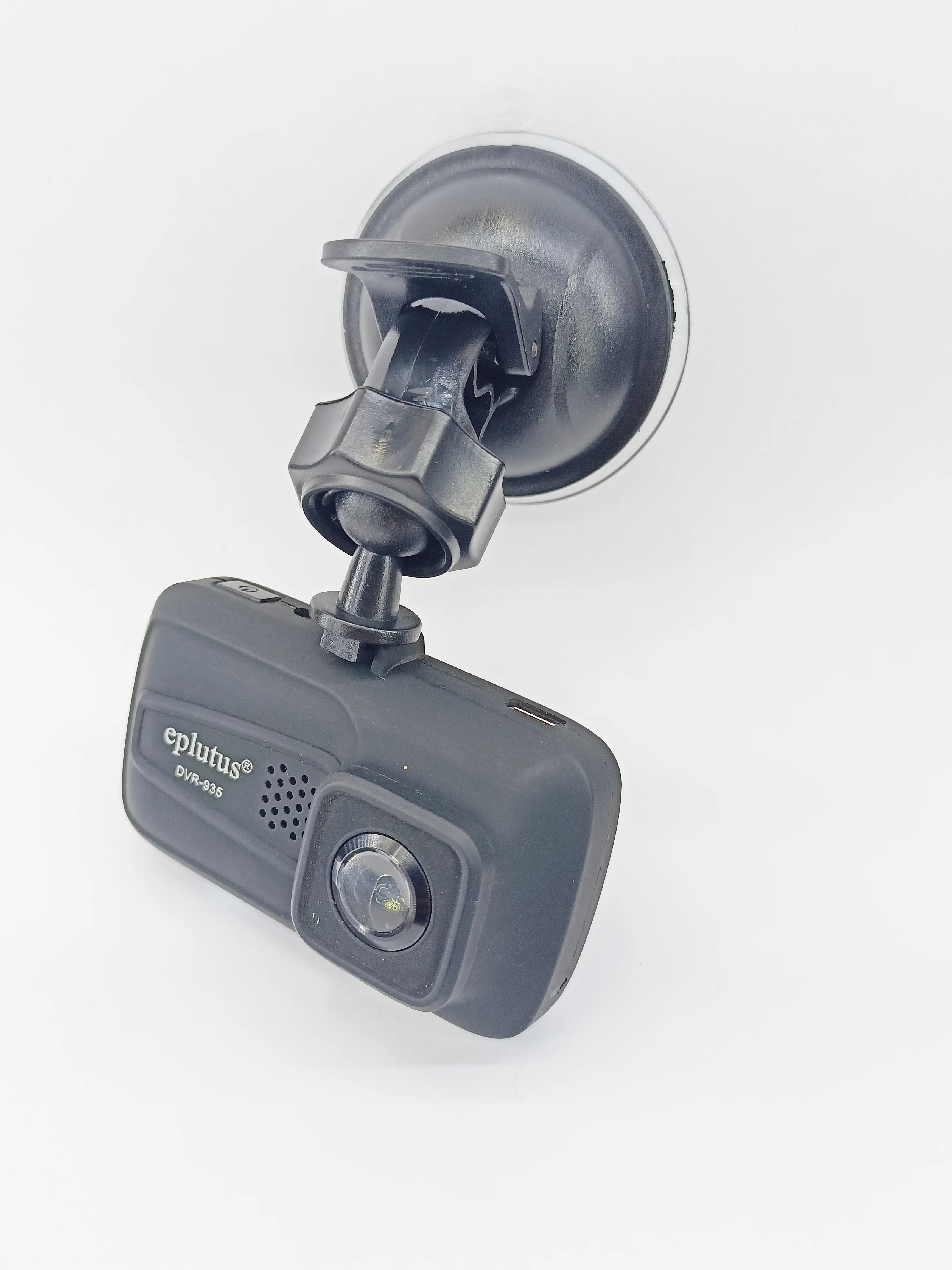 Видеорегистратор Eplutus DVR-935