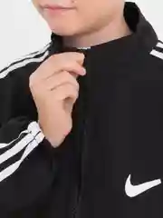 Черный костюм спортивный универсальный