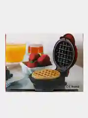 Красный вафельница электрическая