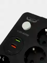 Белый сетевой фильтр-удлинитель с USB портами, кнопкой выключения