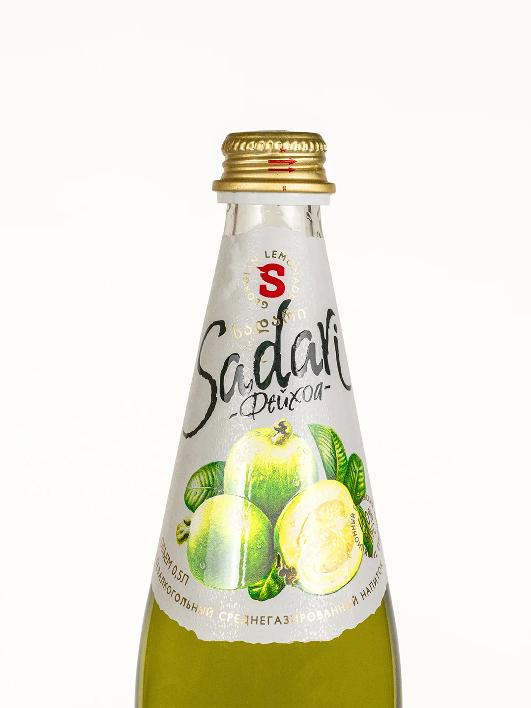Напиток безалкогольный среднегазированный Sadari "Фейхоа", 0,5 л