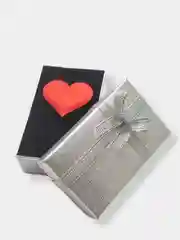 Серебряный коробка подарочная для бижутерии