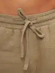 Хаки брюки легкие муслин классические
