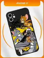 Серый силиконовый чехол на iPhone 11 / Айфон 11 черный, с принтом, защита камеры