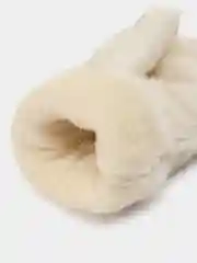 Молочный женские теплые варежки с мехом