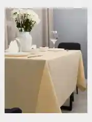 Молочный скатерть 200х145 и 148х148 см, прямоугольная, круглая, однотонная, текстильная